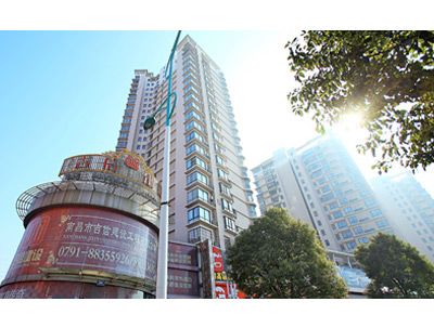 尊龙凯时人生就搏建设公司办公大楼全貌